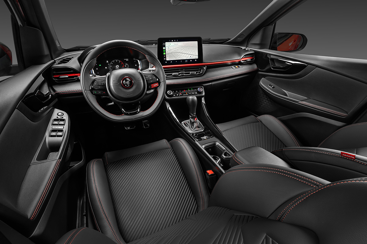 Copia de Fiat_Fastback_Abarth_My26_032