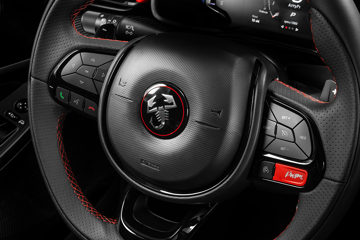 Copia de Fiat_Fastback_Abarth_My26_036