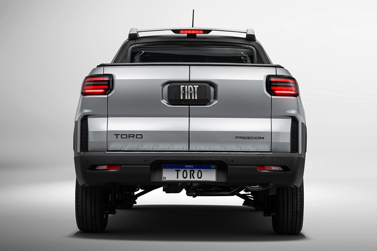 Copia de Fiat_Toro_Freedom_My26_011